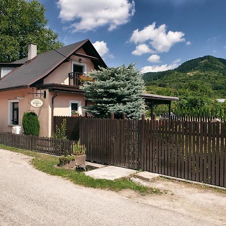 Prazdninovy Dom Eliska*** Villa Rajecka Lesna Buitenkant foto