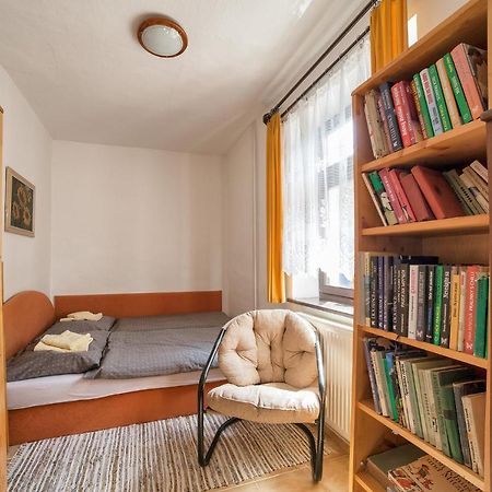 Prazdninovy Dom Eliska*** Villa Rajecka Lesna Buitenkant foto