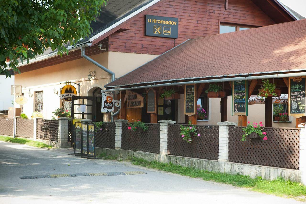 Prazdninovy Dom Eliska*** Villa Rajecka Lesna Buitenkant foto