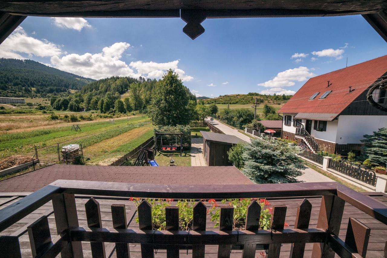 Prazdninovy Dom Eliska*** Villa Rajecka Lesna Buitenkant foto